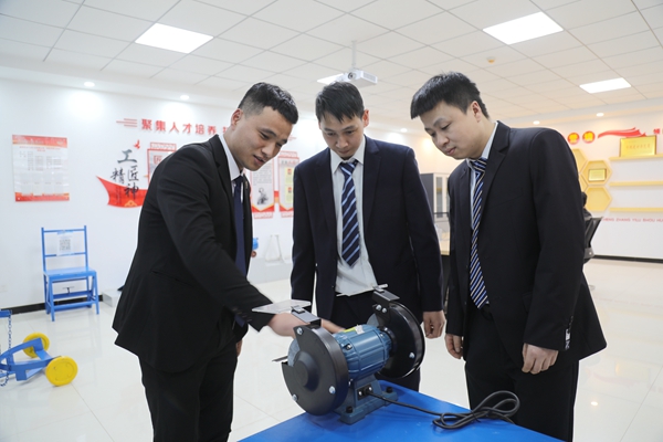 1712905315411059.jpg 2 0A8A0096_副本.jpg