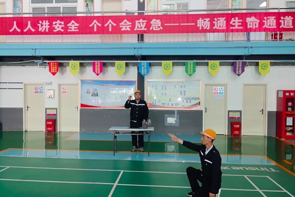 機修車間一次出乘作業(yè)手指口述演練_副本.jpg