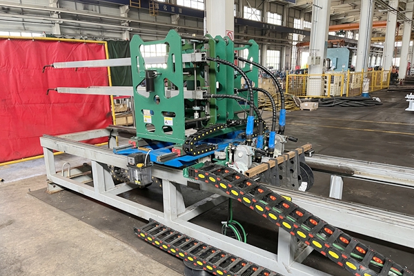 1743577213116294.jpg 中部槽自動焊機_副本_副本.jpg