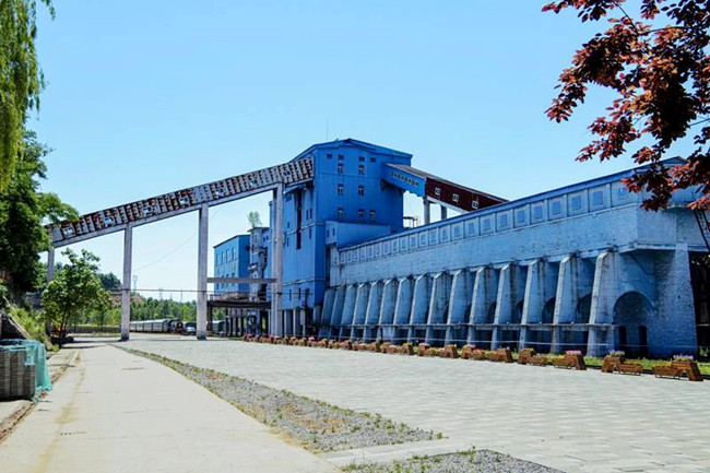 二、實踐圖譜 薪火相傳映初心——3.王石凹礦工業(yè)遺址公園_副本.jpg