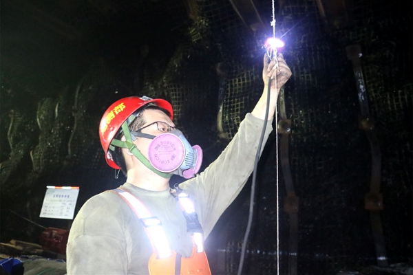 2 精細(xì)測量_副本.jpg