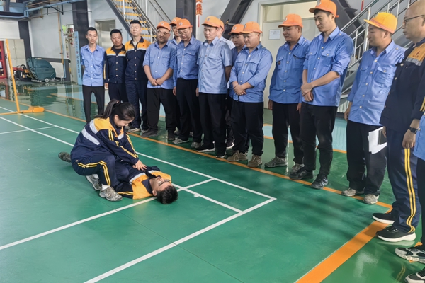 1750040252168171.jpg 應(yīng)急演練_副本.jpg