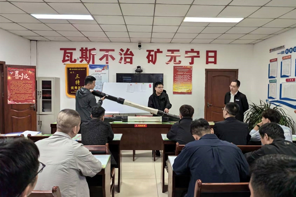 1761207653134858.jpg 2 實操培訓(xùn)_副本.jpg