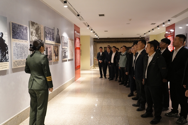 1762497777714310.jpg 現(xiàn)場(chǎng)研學(xué)_副本.jpg