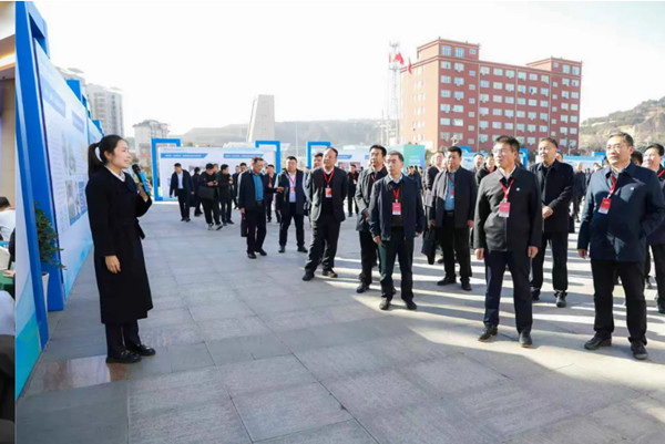 1764645584122949.jpg 2.jpg