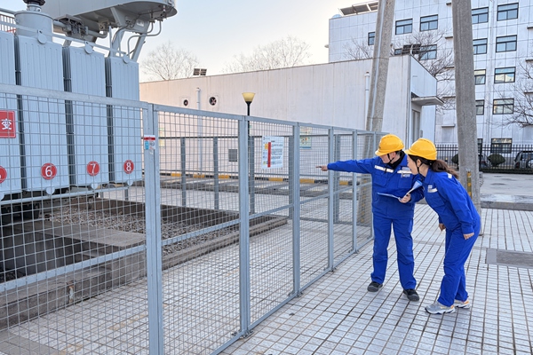 3.師帶徒 擰緊隊(duì)伍能力“技能鎖”_副本.jpg