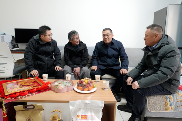 焦總大佛寺慰問 (1)_副本.jpg