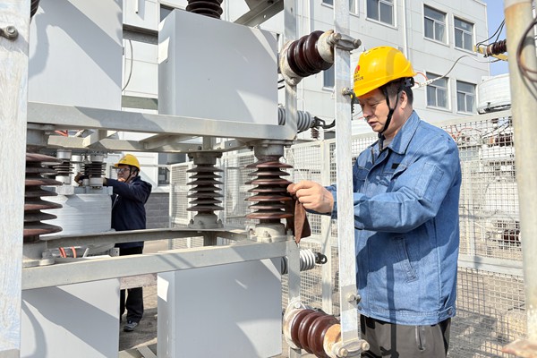 1773386567112618.jpg 設備運維_副本.jpg